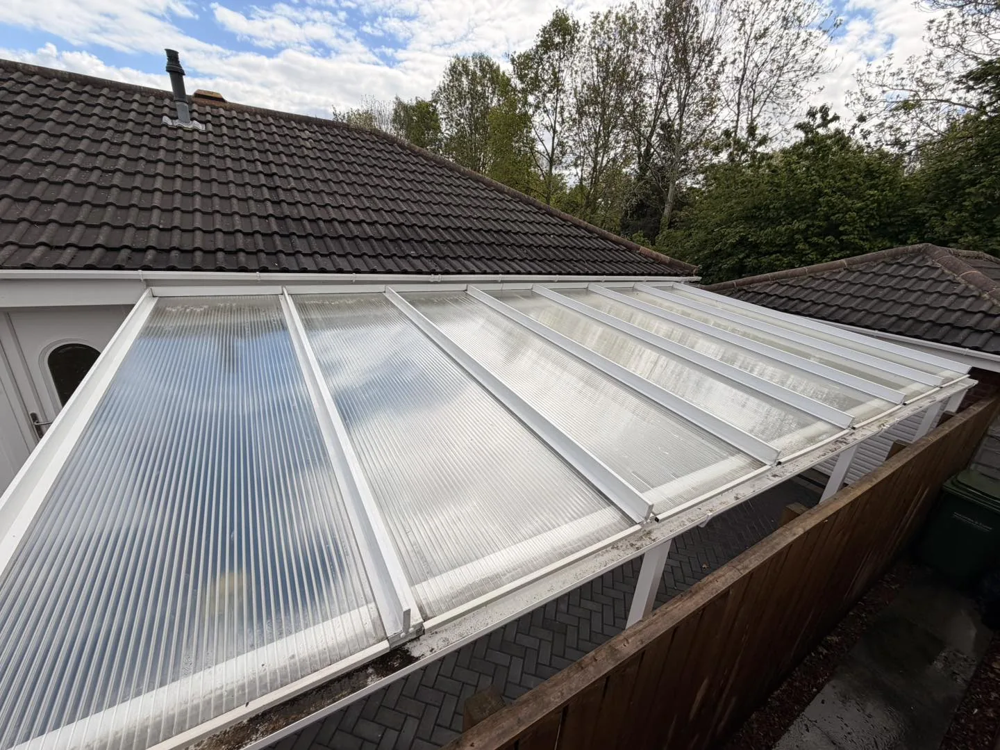 Conservatory roof clean after cleaning by Hopkins Exterior Cleaning